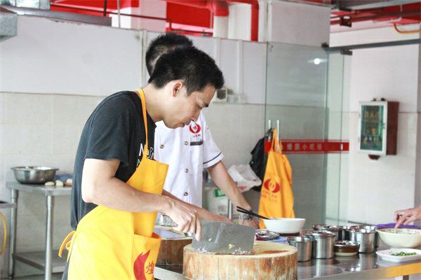 “开云电竞中国”第2553章 细叶红丝草